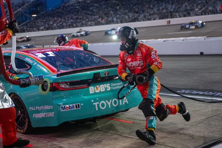 Hamlin optimistic about NASCAR title bid
